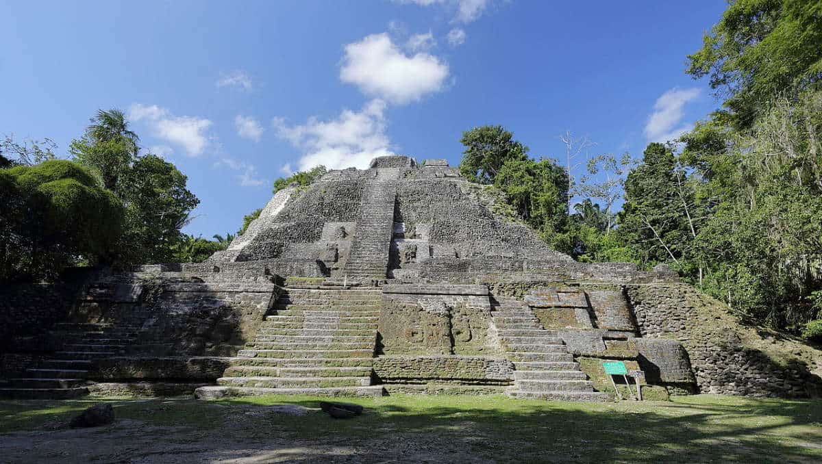 lamanai high temple belize