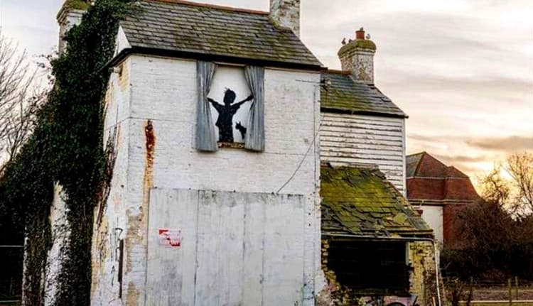 Banksy Farmhouse Artwork in Britain Quickly Got Destroyed